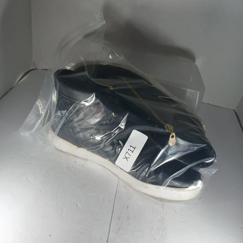 G by GUESS‎ Ggatsin High Top Sneakers 10 Black Quilted Gold Zipper Streetwear
